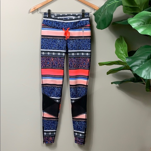 Roxy Leggings - Picture 1 of 6